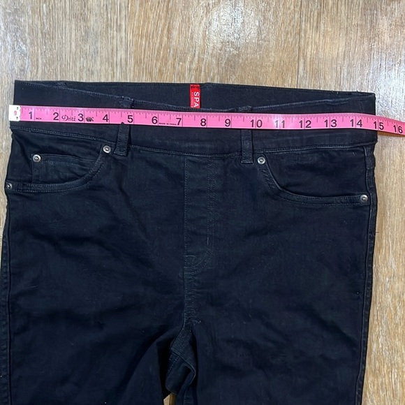 Spanx Black Pull On Skinny Ankle Pants Jeans EUC Stretch Women's Medium M - Picture 9 of 13